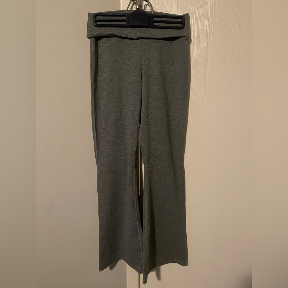 Abercrombie kids gray pants new w/out tags size 13/14